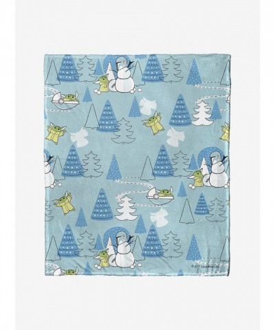 Star Wars Mandalorian Winter Wonderland Cozy Throw Blanket