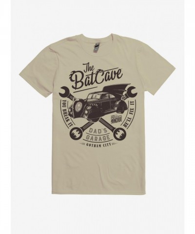 DC Comics Batman Cave Lightweight Cotton Men's T-Shirt