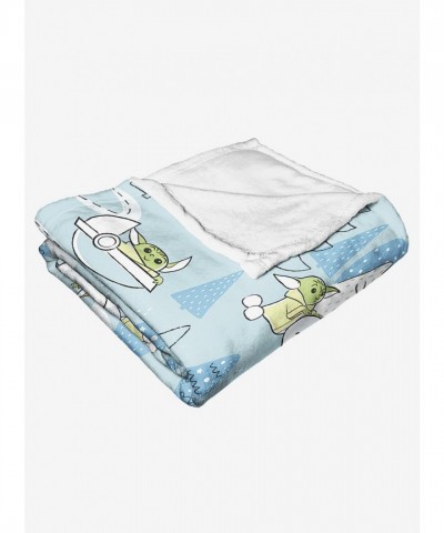 Star Wars Mandalorian Winter Wonderland Cozy Throw Blanket